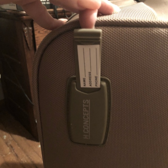 Luggage - Picture 6 of 8